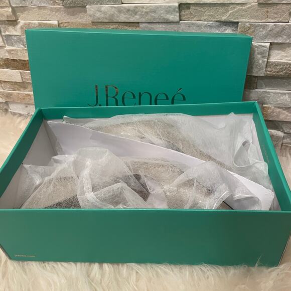 J.Renéé Maressa Heel 7W Pearl Patent Taupe | Metallic Filigree Stiletto NIB Pump - Picture 14 of 14